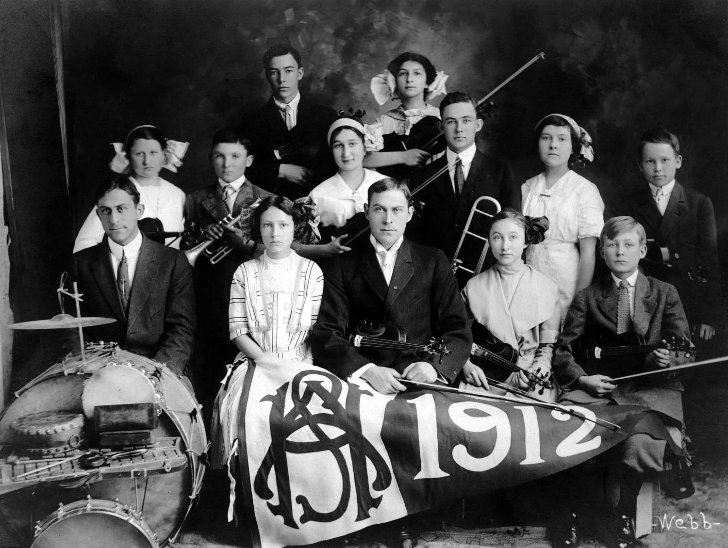 Ardmore High School orchestra, 1912.