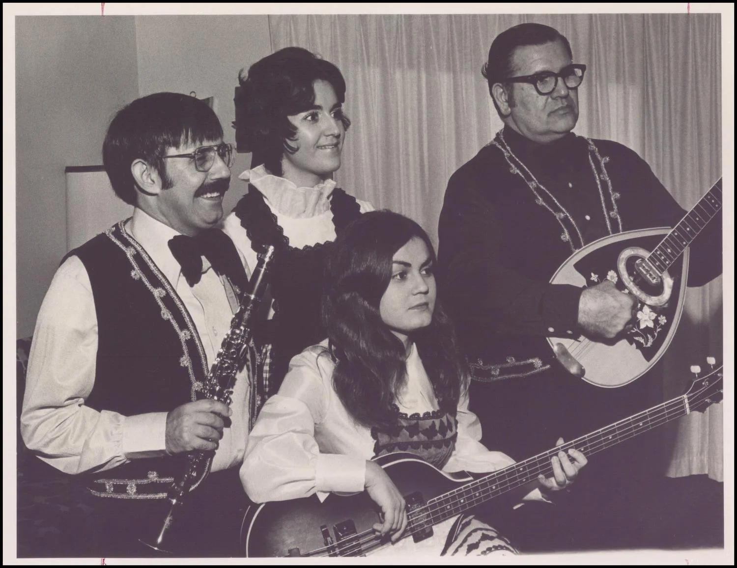 Aspostol, Joe (Greek Bank) & children.